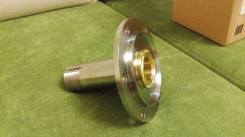 Цапфа поворотного кулака 236021300108000 УАЗ