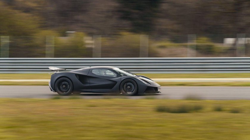 Лотус гиперкар