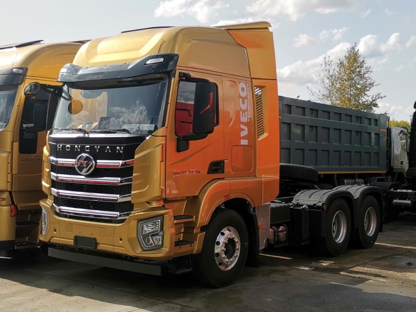 Тягач Hongyan 6х4 430