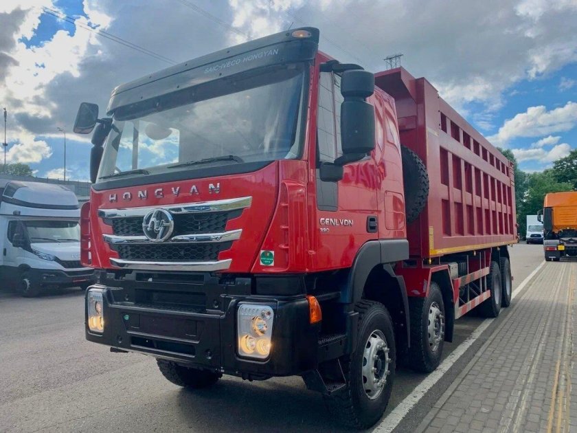 Самосвал ивеко