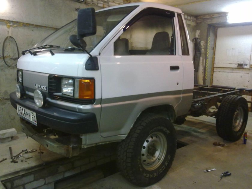 Toyota Lite Ace cm 55