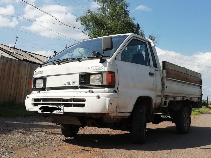 Тойота лит айс грузовик 1995
