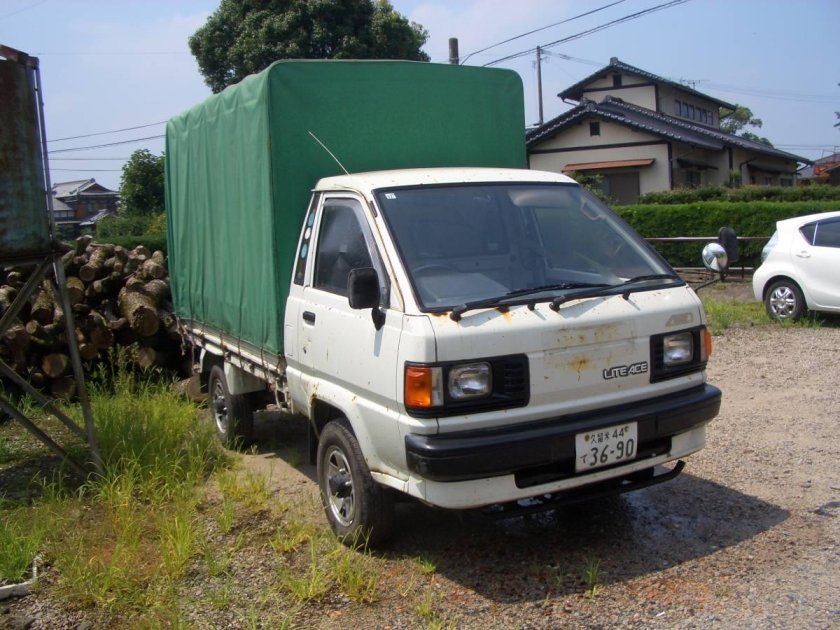Toyota lite ace грузовик
