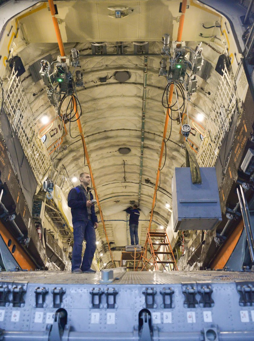 Грузовая кабина ил-76