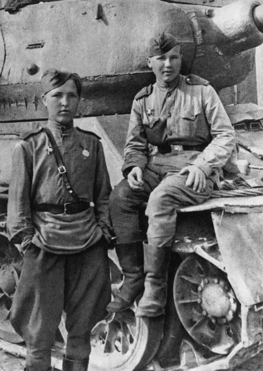 Экипаж танка т-34 85