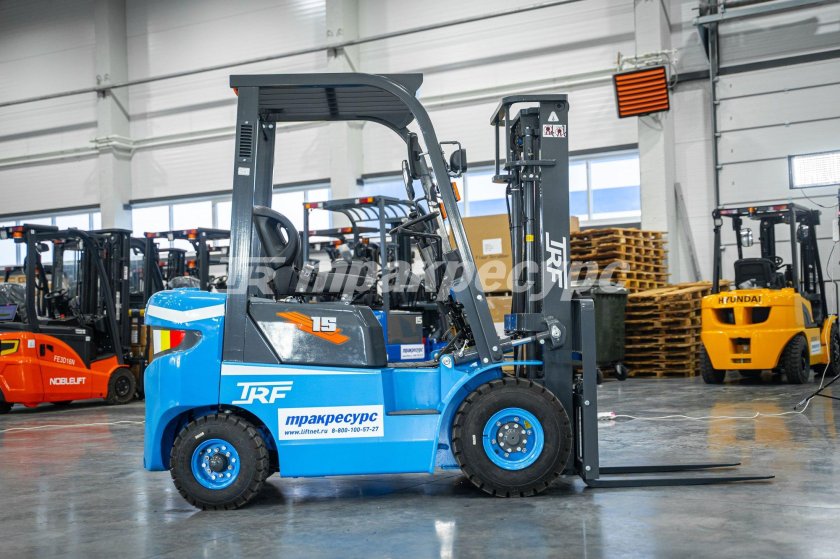 Вилочный погрузчик TRF