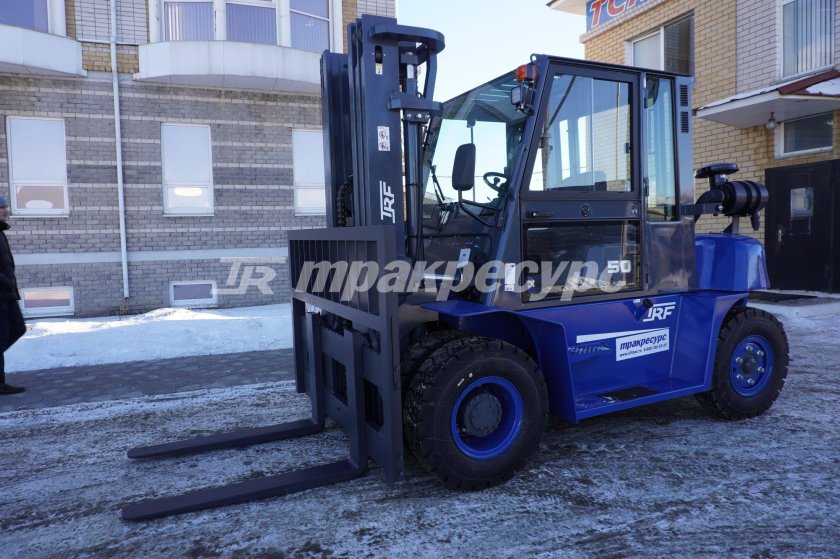 TRF d15-3i погрузчик