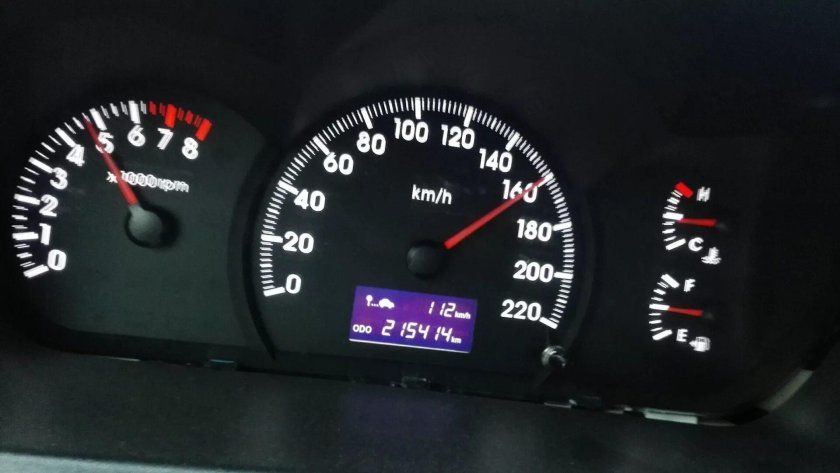 Приборная панель Kia Cerato 1