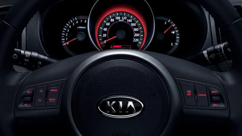 Kia Cerato 2009 панель