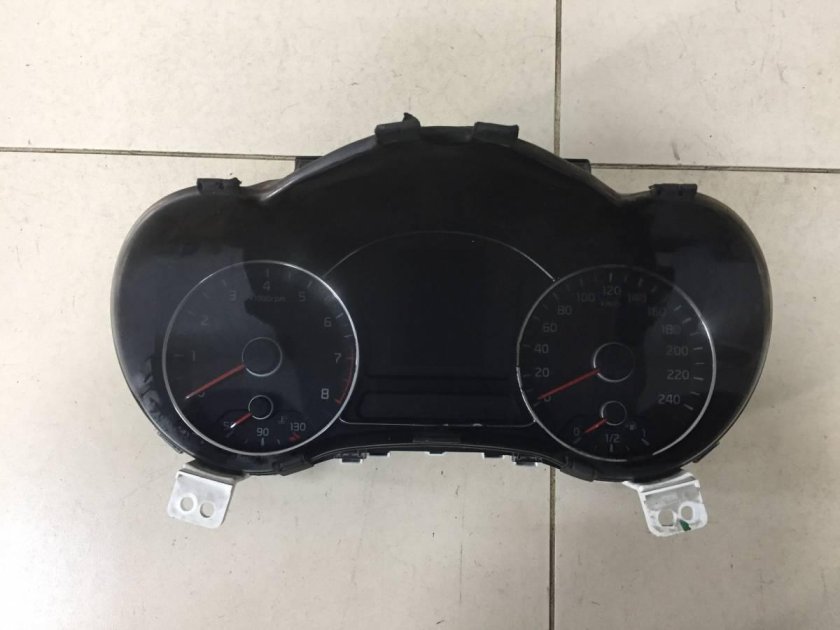 Пластик двигателя Kia Cerato yd