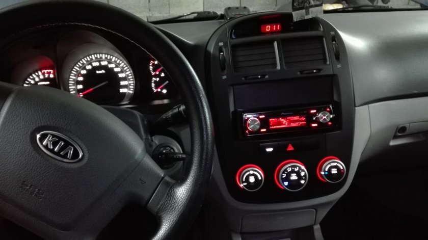 Киа Церато 1 панель