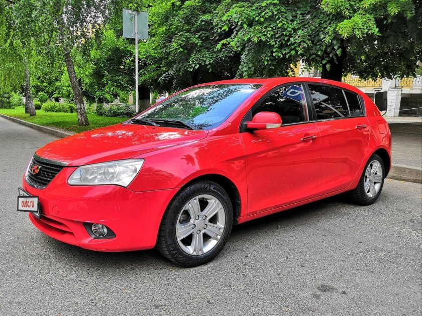 Geely emgrand ec 7 хэтчбек