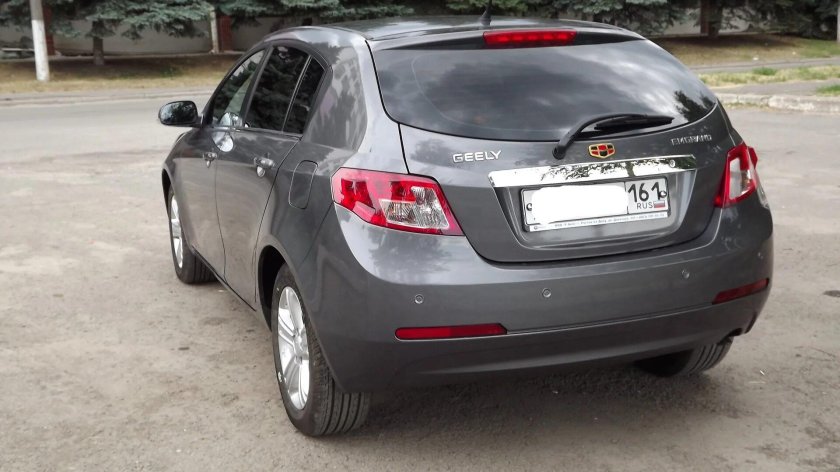 Джили Эмгранд ес7 хэтчбек