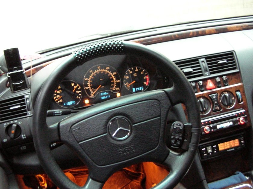 Mercedes Benz c class w202 салон