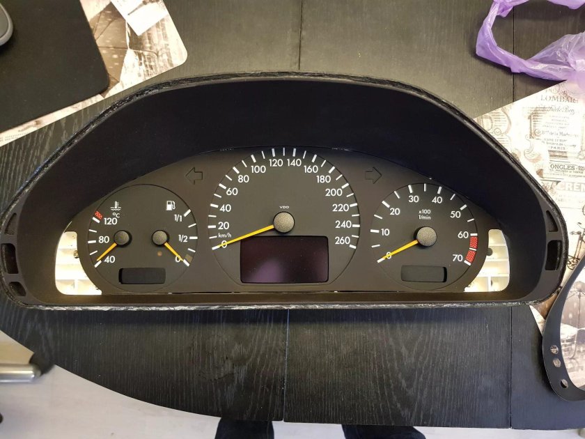 Датчик мот Мерседес 202