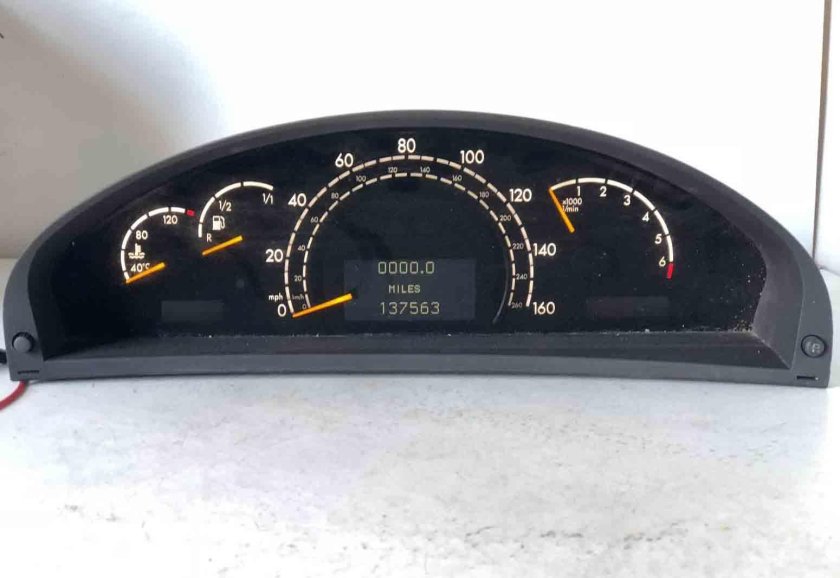 Приборка Мерседес w220