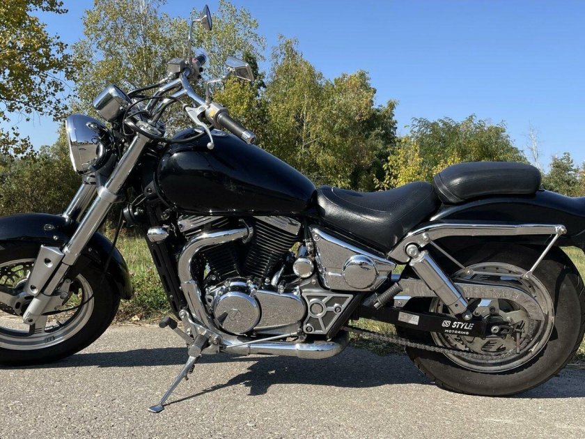 Honda Magna 750 Bobber