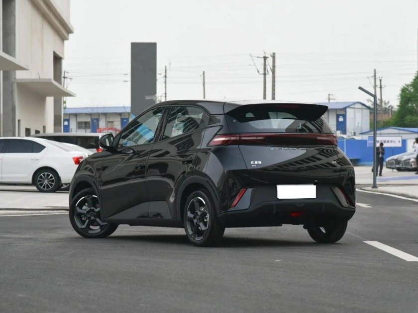 BYD электромобиль 2023