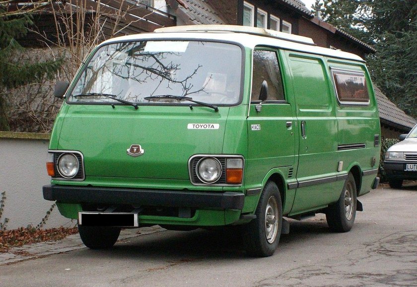 Toyota Hiace 2 поколение