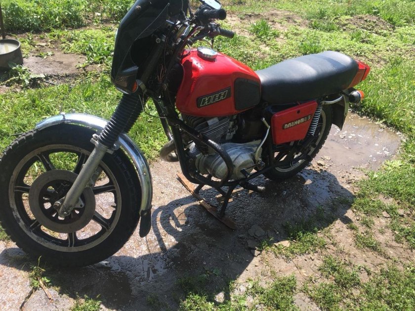 Мотоцикл иж планета 5