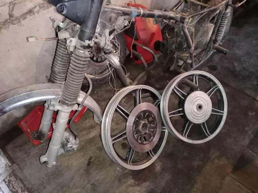 Колесо ИЖ Орион