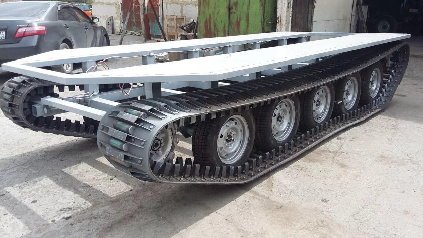 Гусеничный вездеход ВАЕР 1800