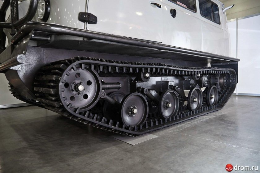 Гусеничный вездеход ВАЕР 1800