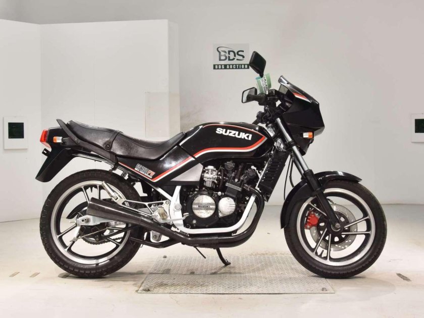 Suzuki gs250fw