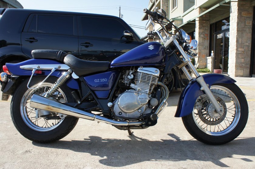 Suzuki Marauder 250