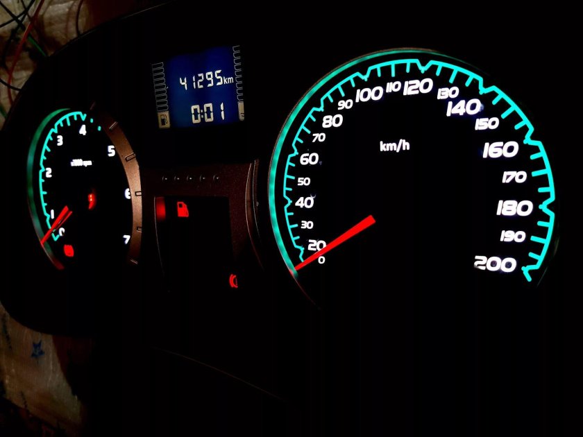 Щиток приборов Лада Ларгус