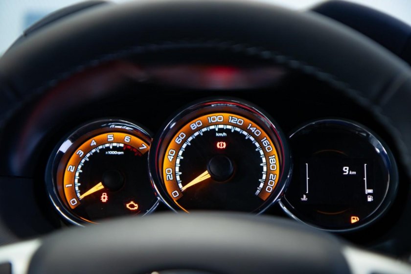 Приборная панель Лада Ларгус