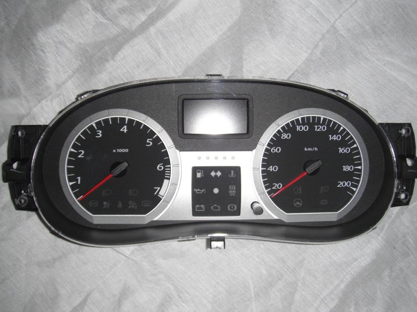 Приборная панель рено логан 1