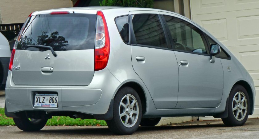 Mitsubishi colt plus