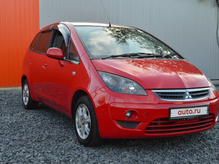 Mitsubishi Colt 2004