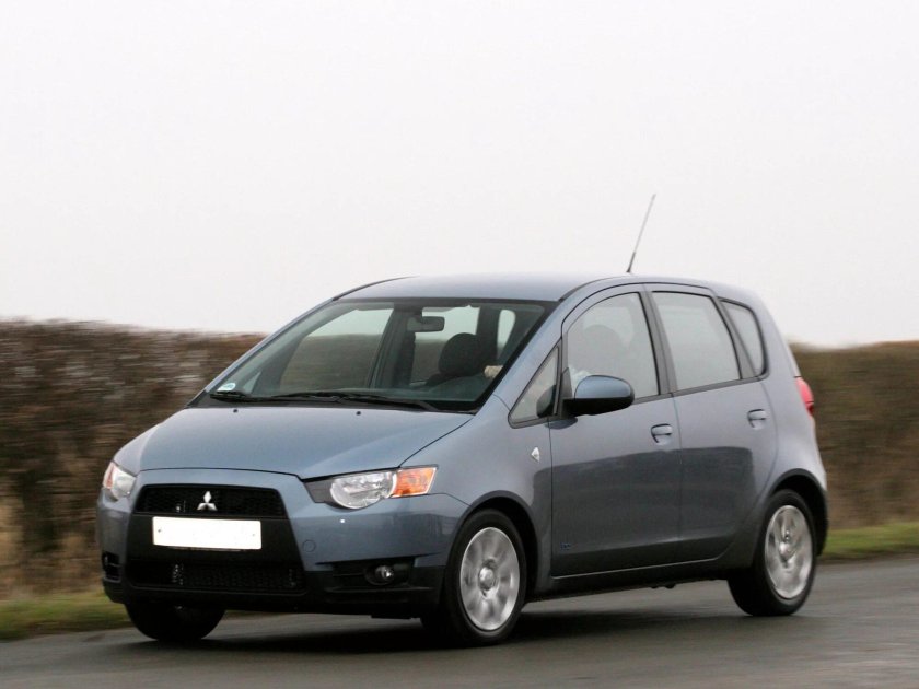 Mitsubishi colt 2010