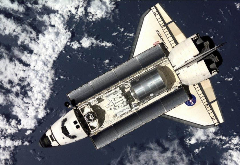 Спейс шаттл Индевор