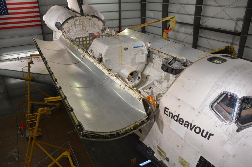 Кабина Спейс шаттла