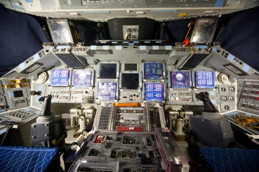 Спейс шаттл кабина