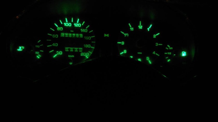 Приборная панель Шкода Фелиция