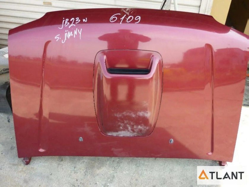 Suzuki Jimny капот