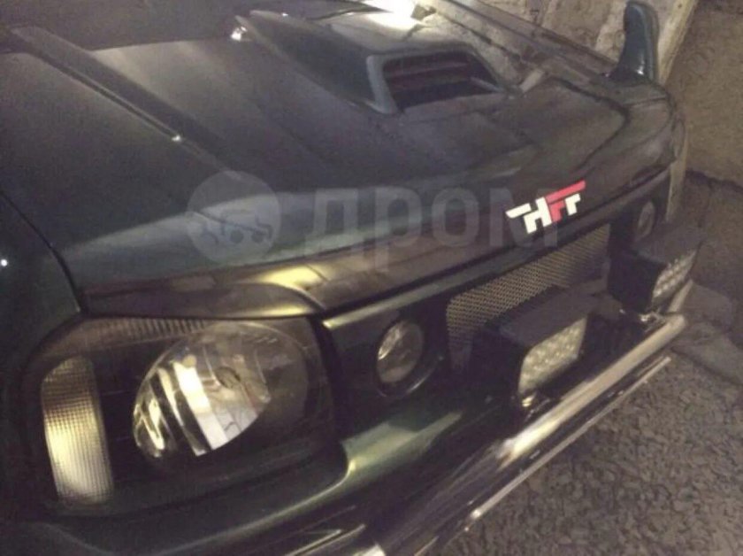 Suzuki Jimny накладка на капот