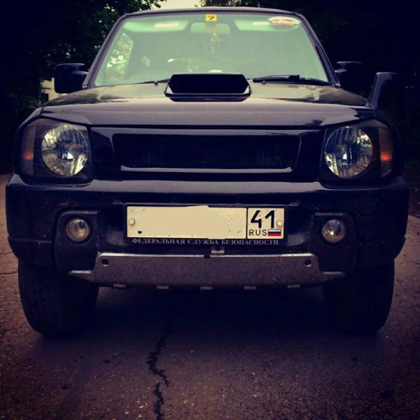 Suzuki Jimny накладка на капот