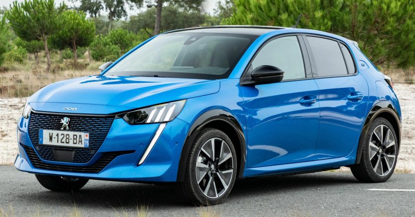 Peugeot e-208