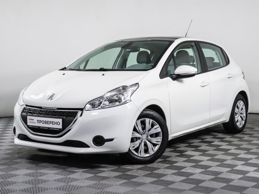 Пежо 208 хэтчбек