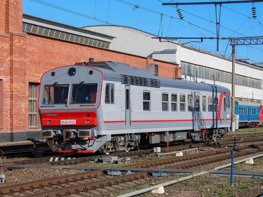 Дизель автомотриса ач2