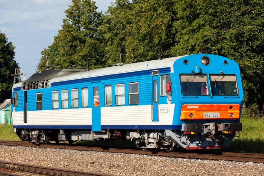 Дизель автомотриса ач2