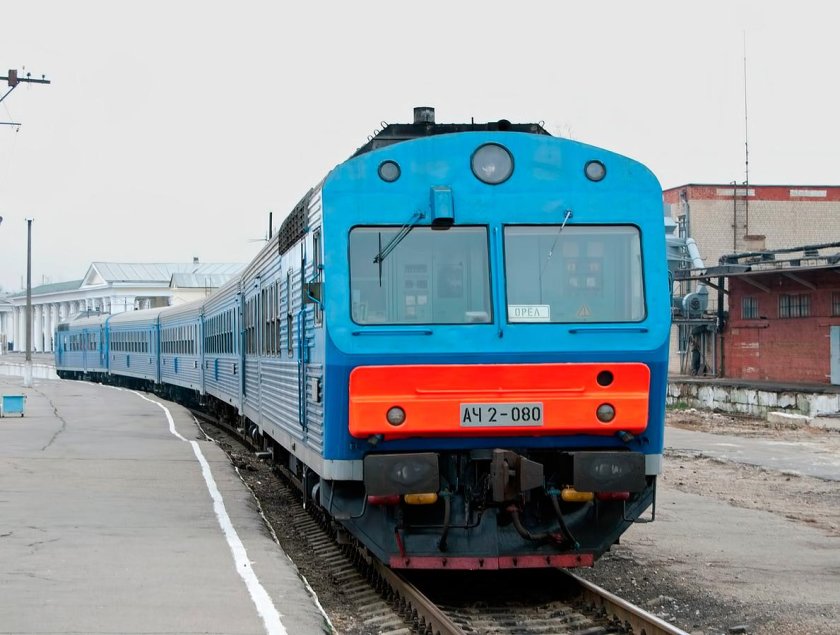 Мотриса ач2 салон