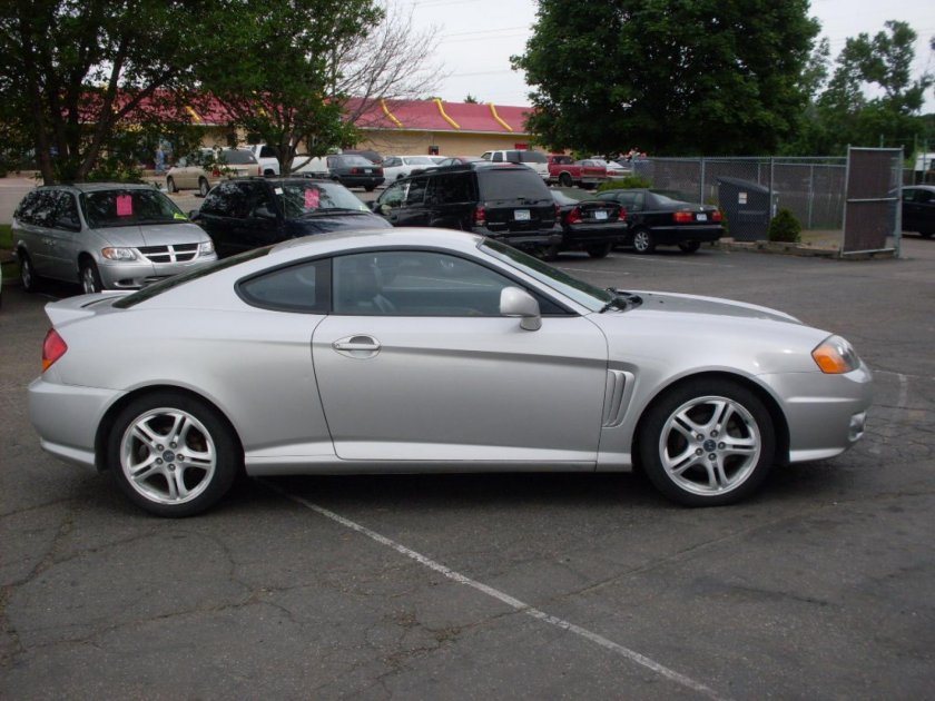 Hyundai Tiburon 2003