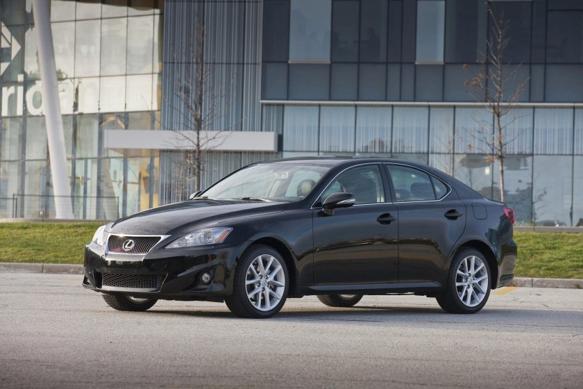 Lexus is250 2010