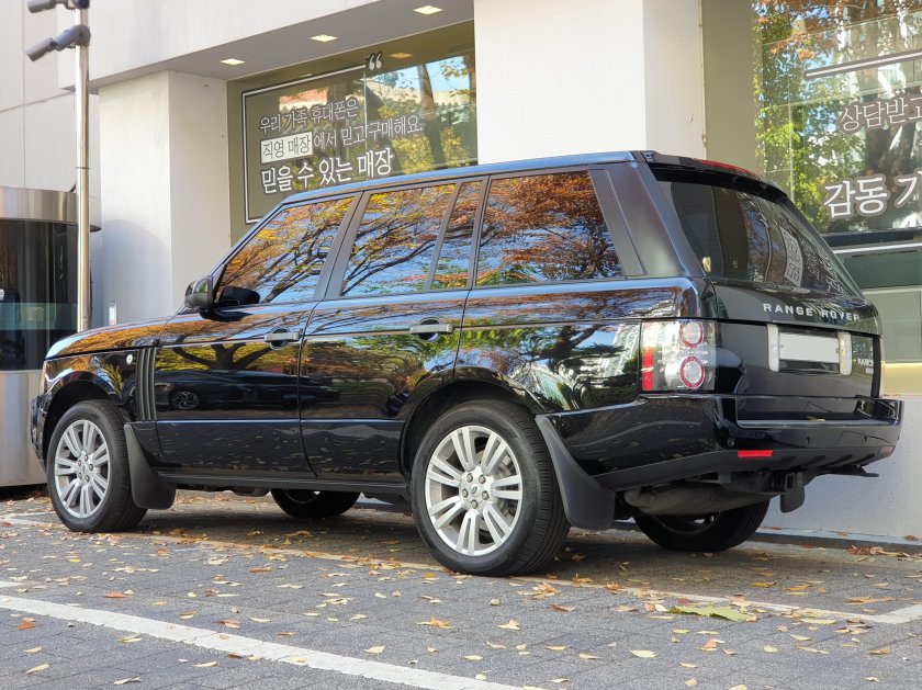 Land rover range vogue